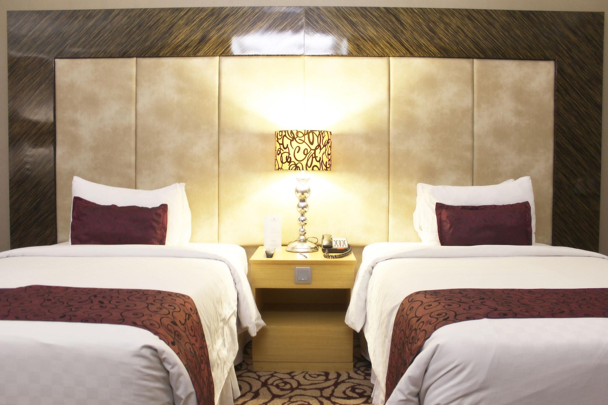 Wyndham Hotel Surabaya