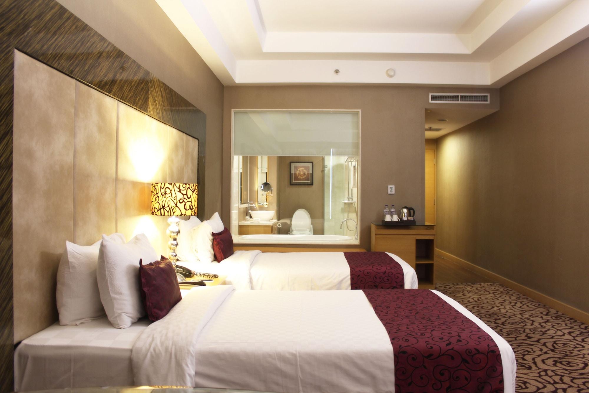 Wyndham Hotel