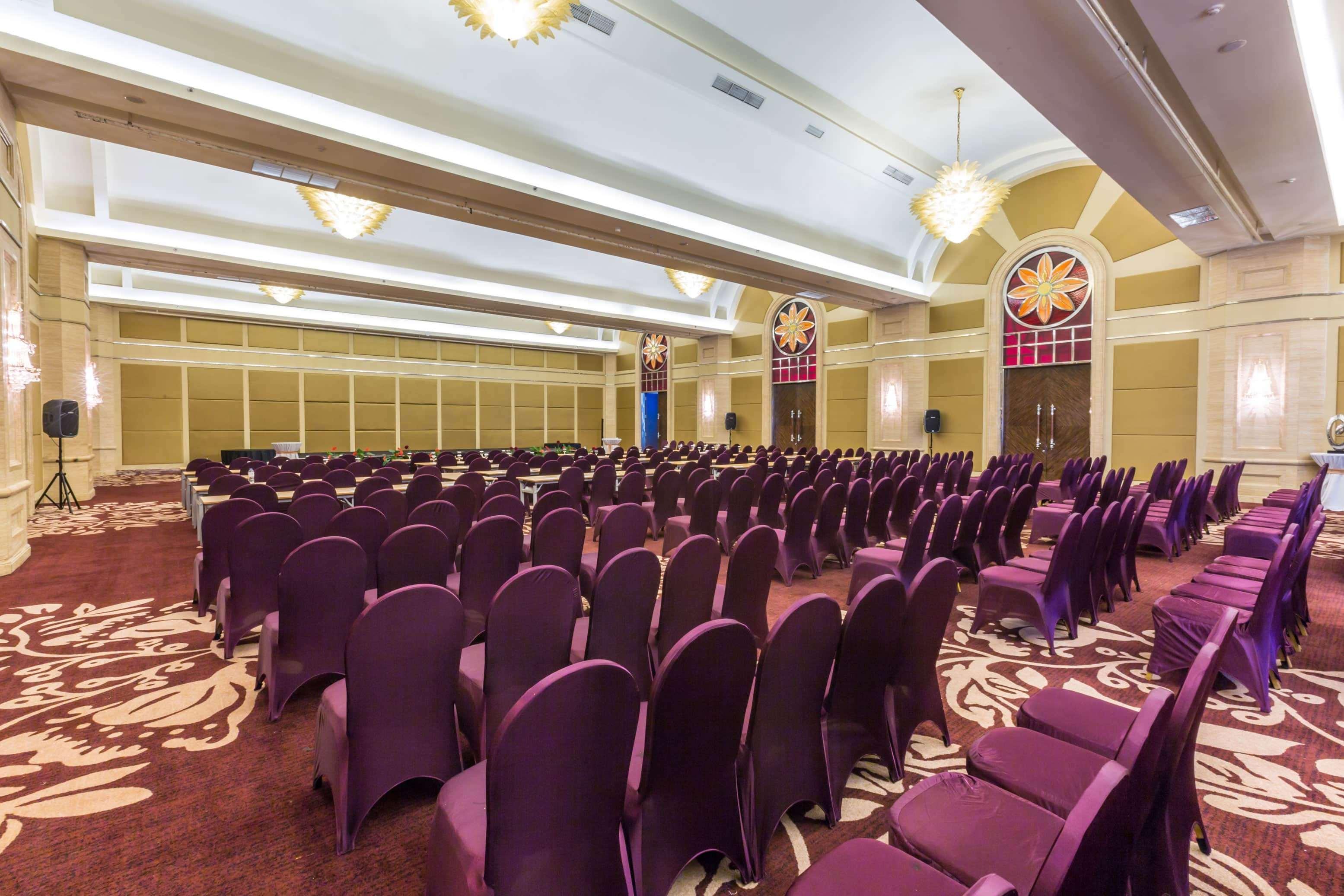 Hotel Wyndham 5*