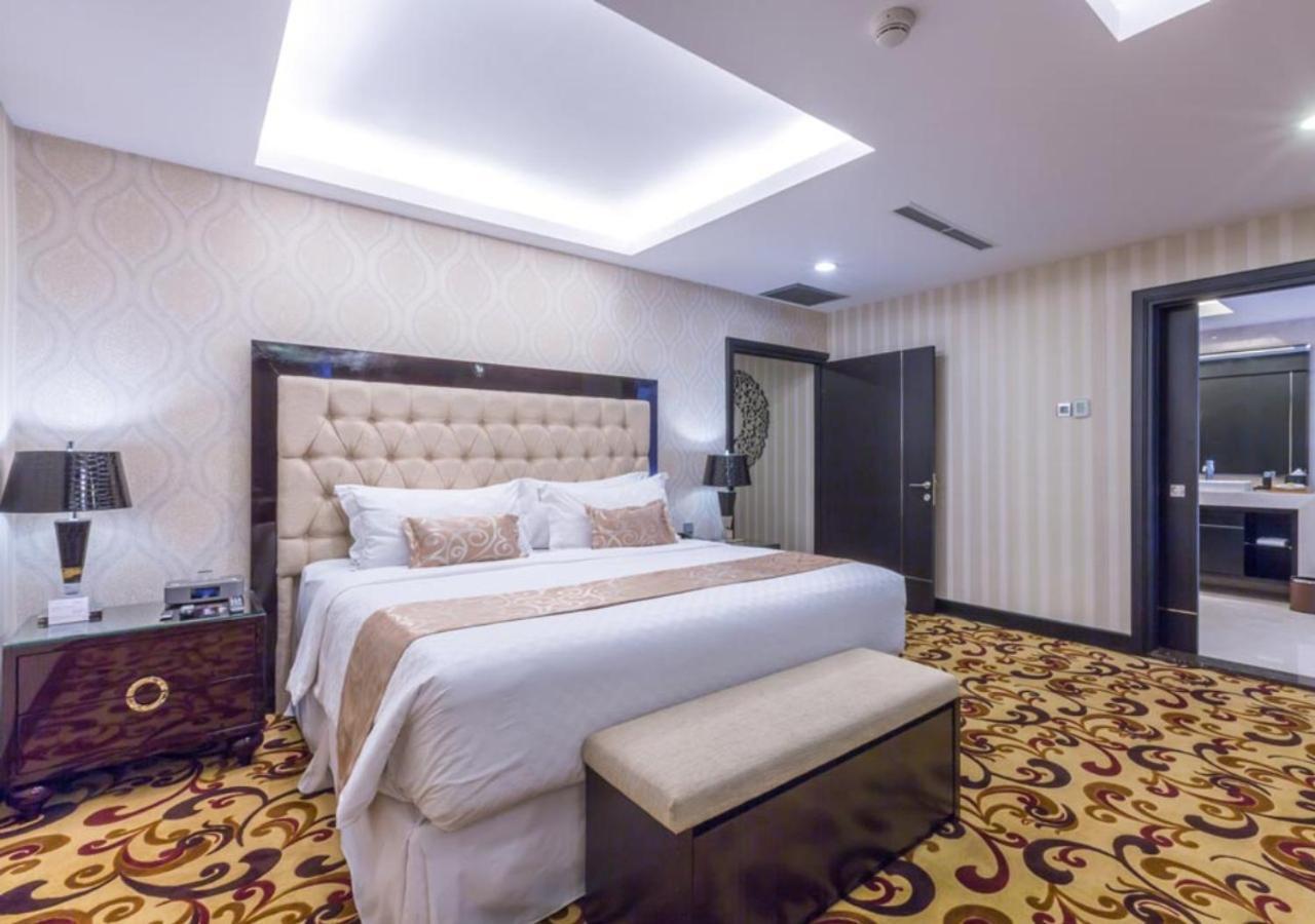 Wyndham Hotel 5*